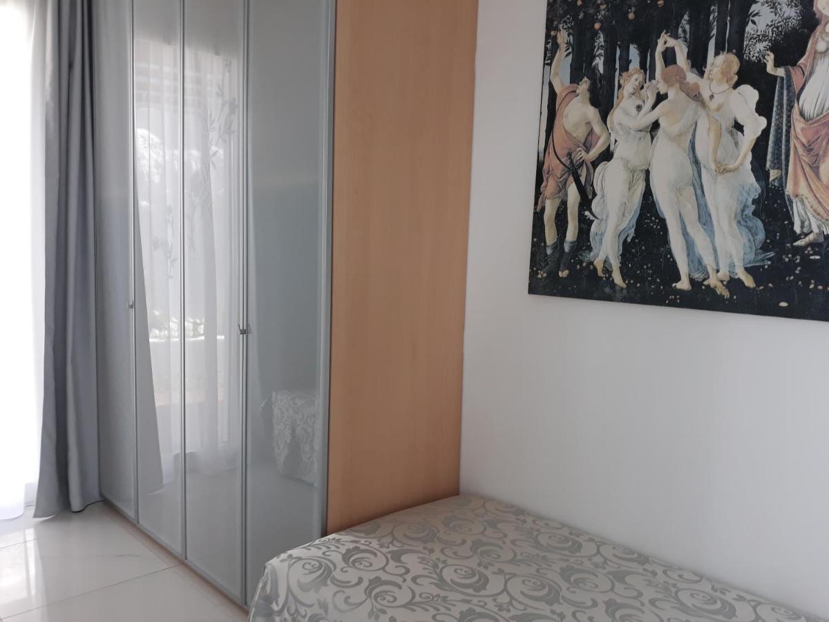 Villa Luxury Paradise Suites 살로브레나 외부 사진