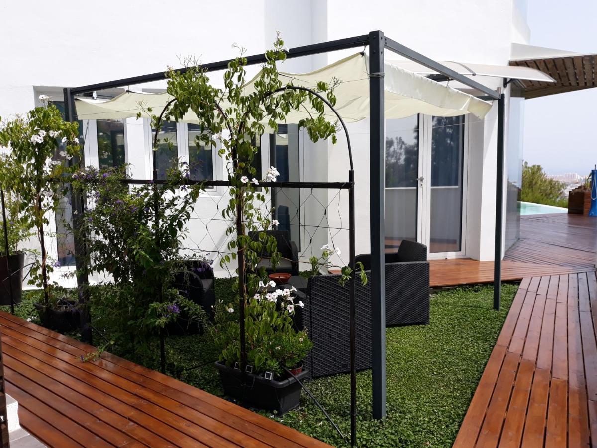 Villa Luxury Paradise Suites 살로브레나 외부 사진