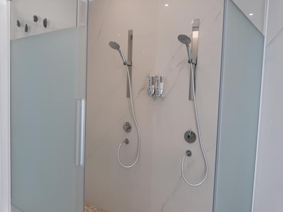 Villa Luxury Paradise Suites 살로브레나 외부 사진
