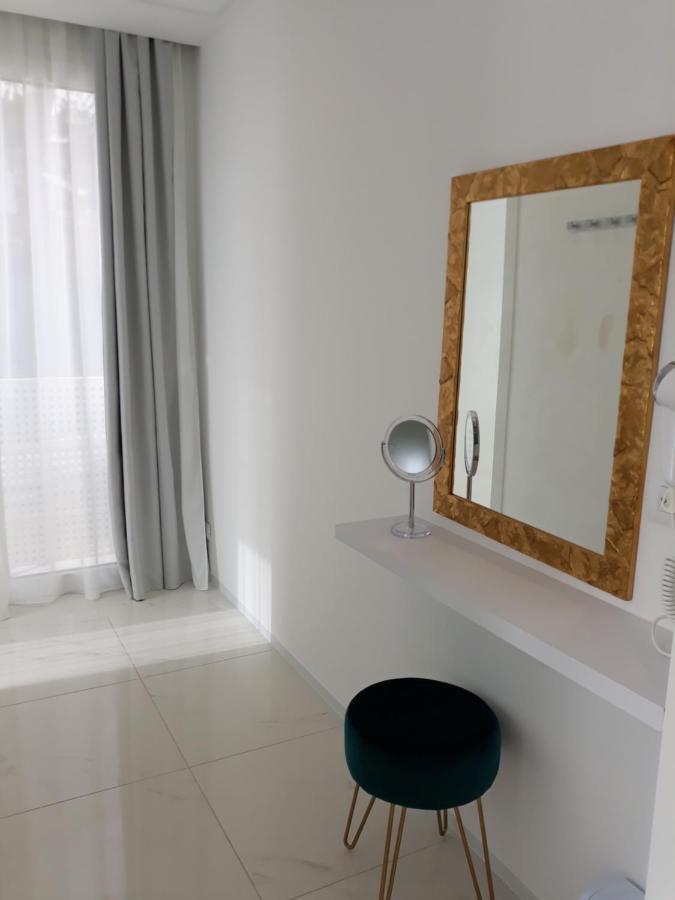 Villa Luxury Paradise Suites 살로브레나 외부 사진