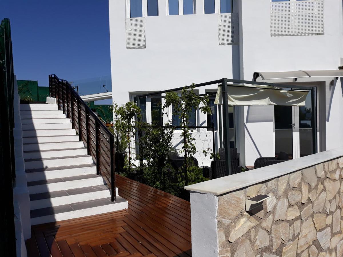 Villa Luxury Paradise Suites 살로브레나 외부 사진
