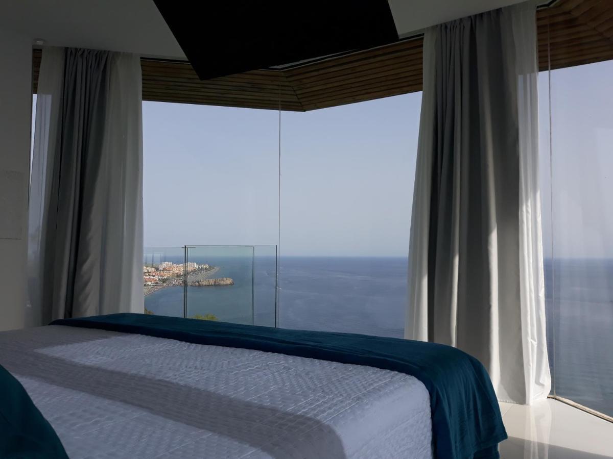 Villa Luxury Paradise Suites 살로브레나 외부 사진