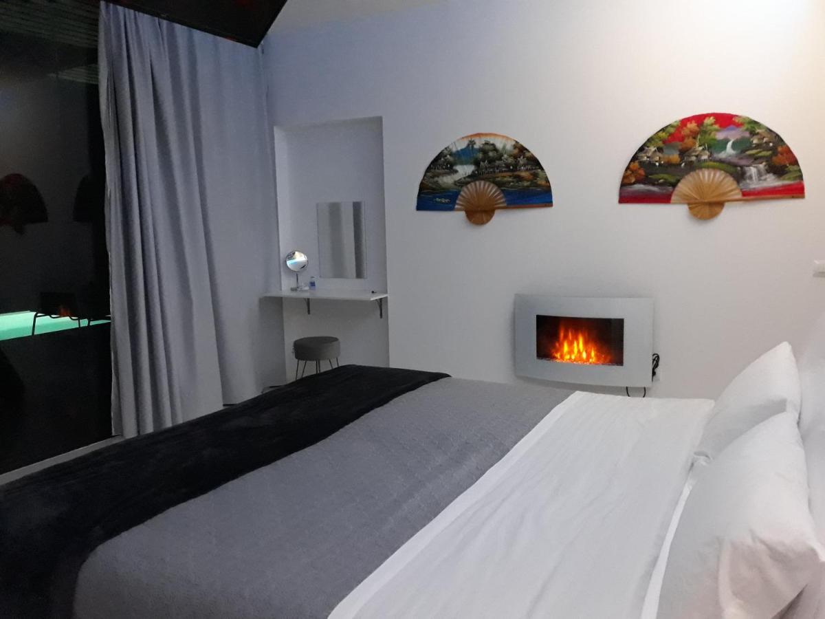 Villa Luxury Paradise Suites 살로브레나 외부 사진